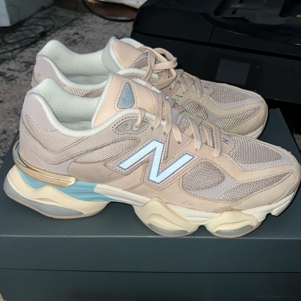 Men NEW BALANCE 9060 cream/pink sand